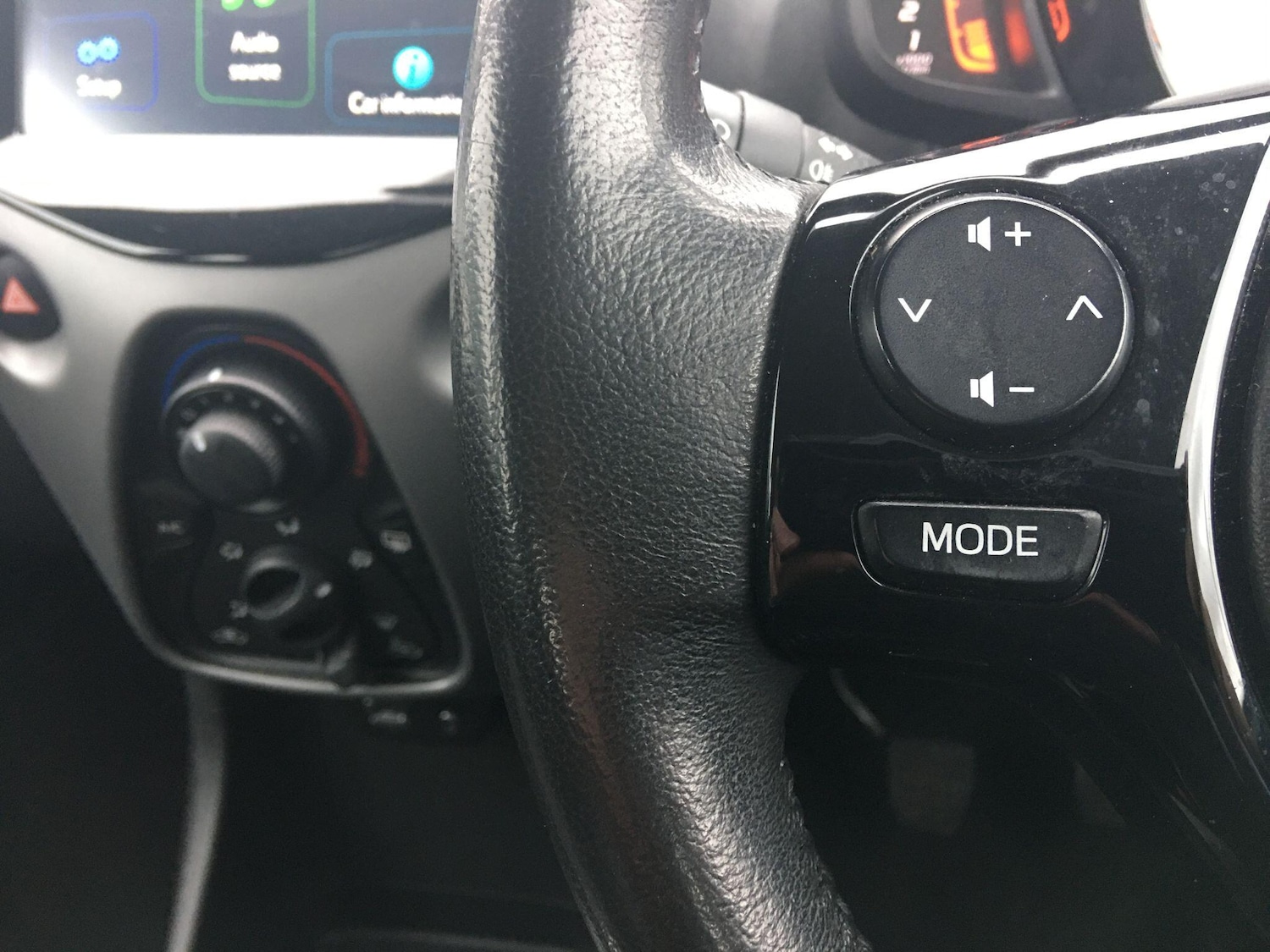 Used Toyota AYGO 2019 for sale - 78072291: Photo 29