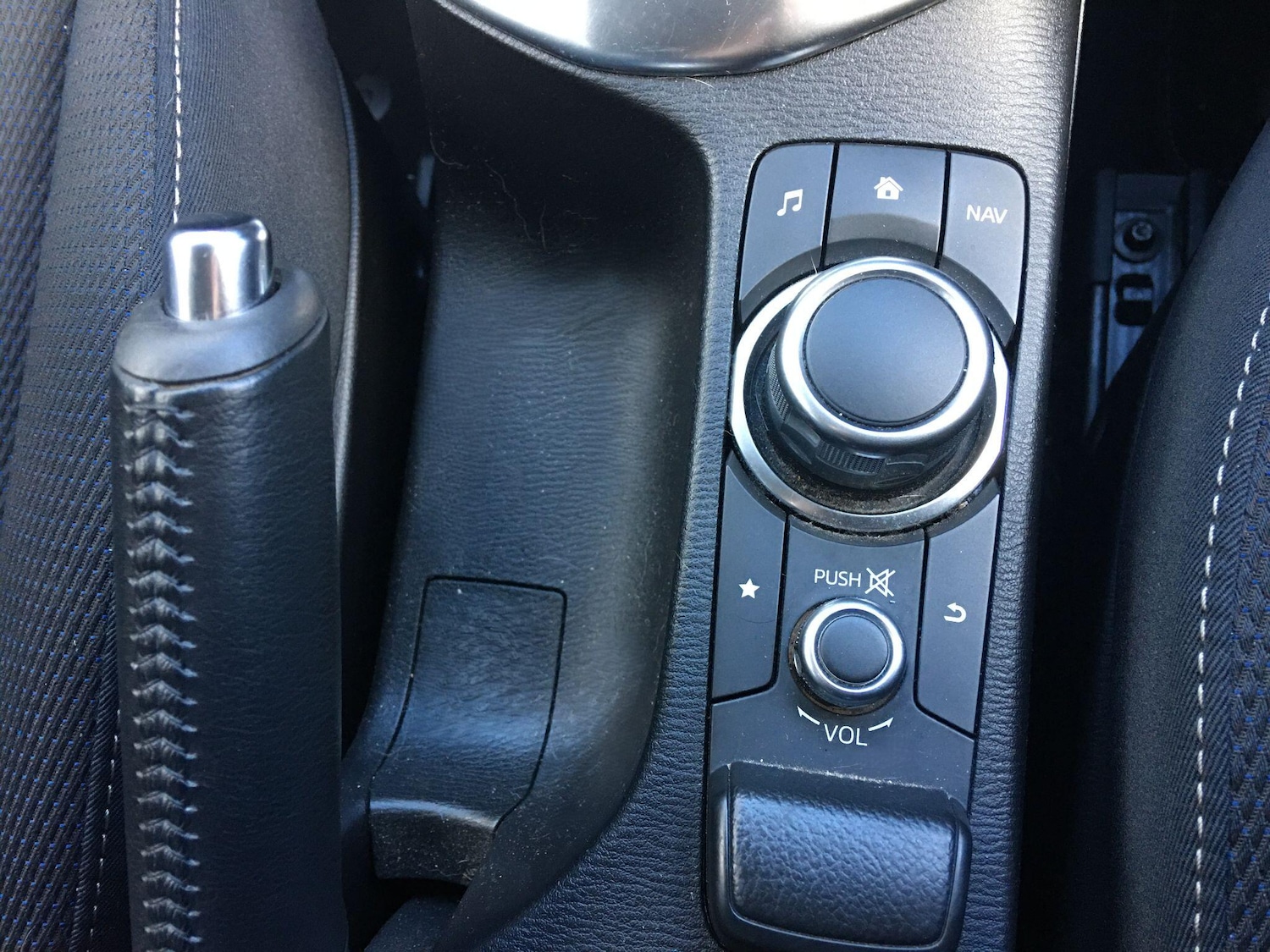 Used Mazda Mazda2 2021 for sale - 76715511: Photo 36