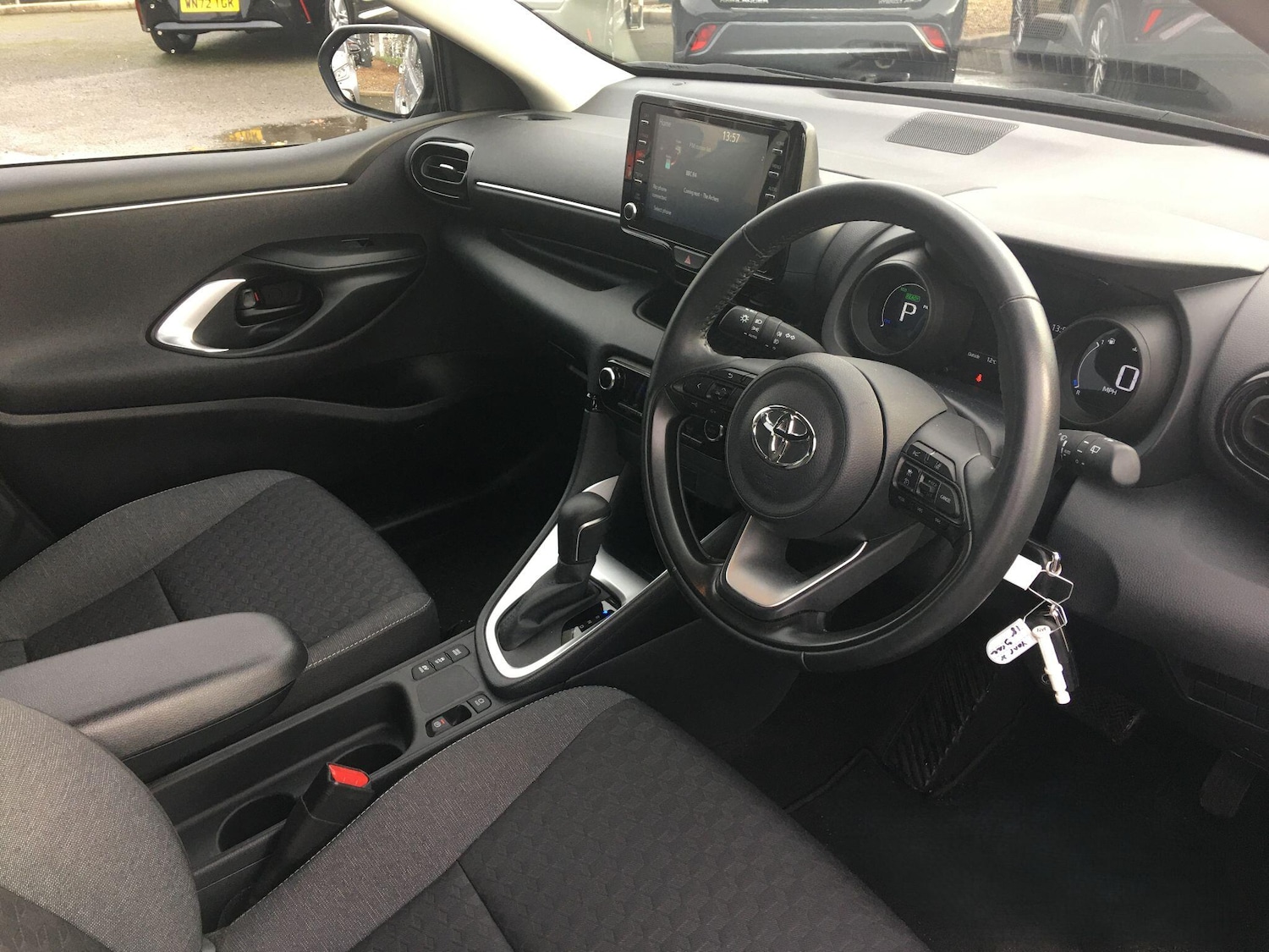 Used Toyota Yaris 2023 for sale - 77560039: Photo 14