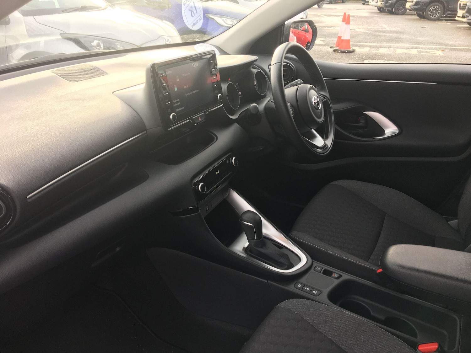 Used Toyota Yaris 2023 for sale - 77560039: Photo 16