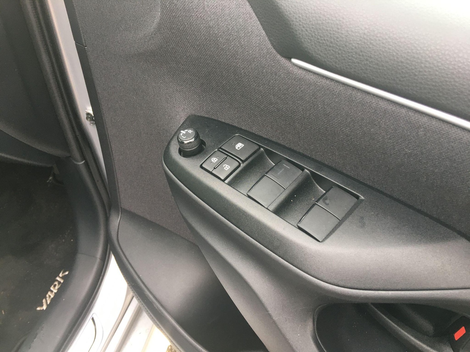 Used Toyota Yaris 2023 for sale - 77560039: Photo 33