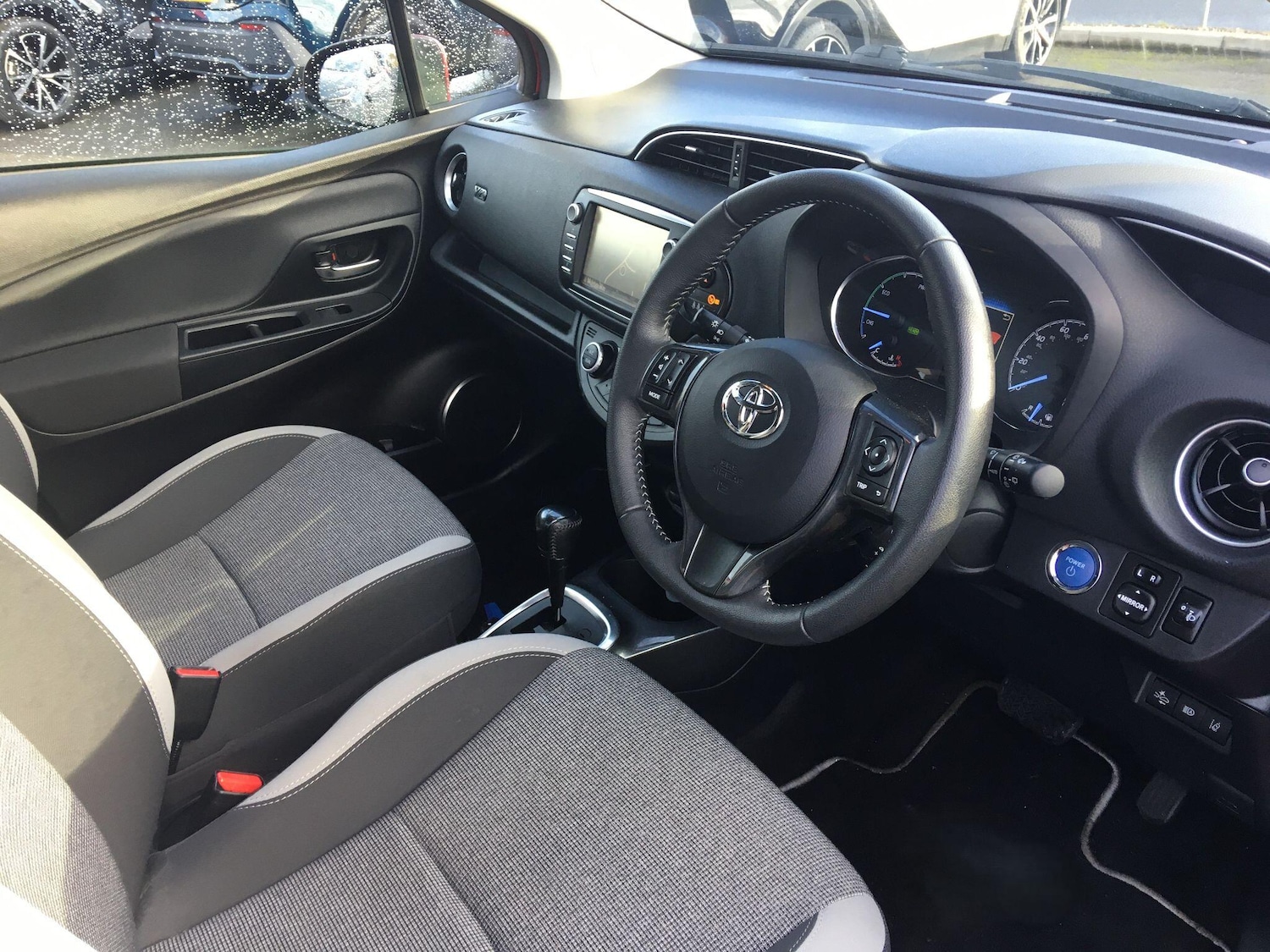 Used Toyota Yaris 2020 for sale - 77191146: Photo 13