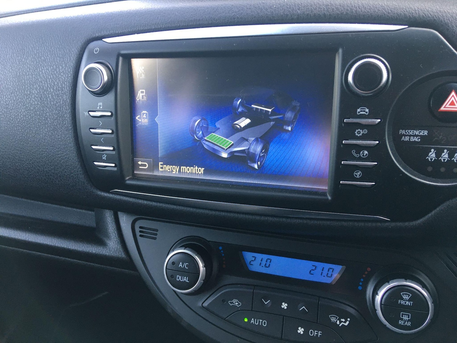 Used Toyota Yaris 2020 for sale - 77191146: Photo 32