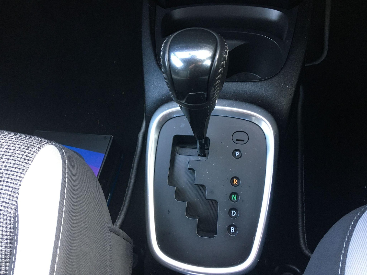 Used Toyota Yaris 2020 for sale - 77191146: Photo 42