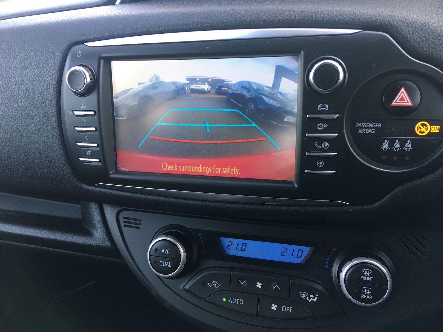 Used Toyota Yaris 2020 for sale - 77191146: Photo 44