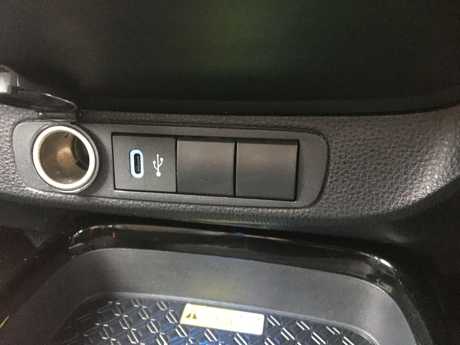 Used Toyota Aygo X 2024 for sale - 77119837: Photo 32