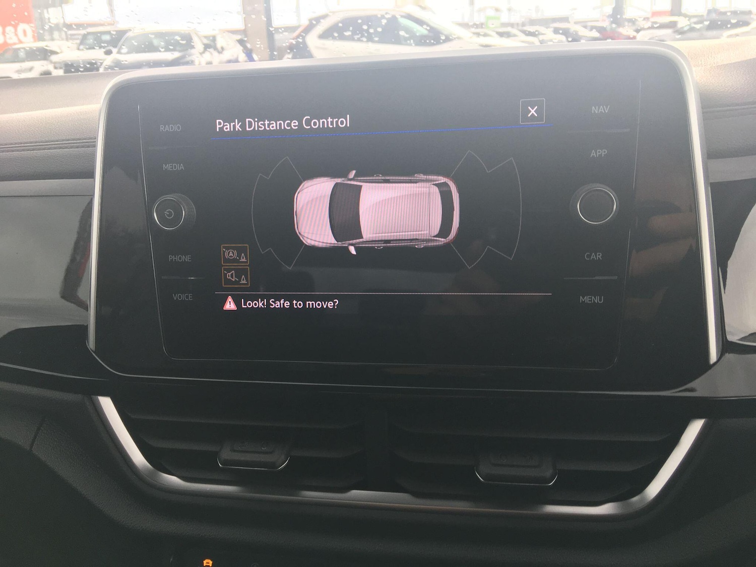 Used Volkswagen T-Roc 2023 for sale - 76573096: Photo 29