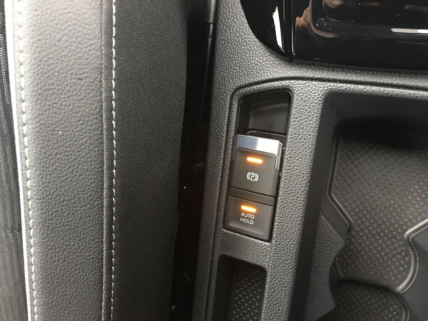 Used Volkswagen T-Roc 2023 for sale - 76573096: Photo 32