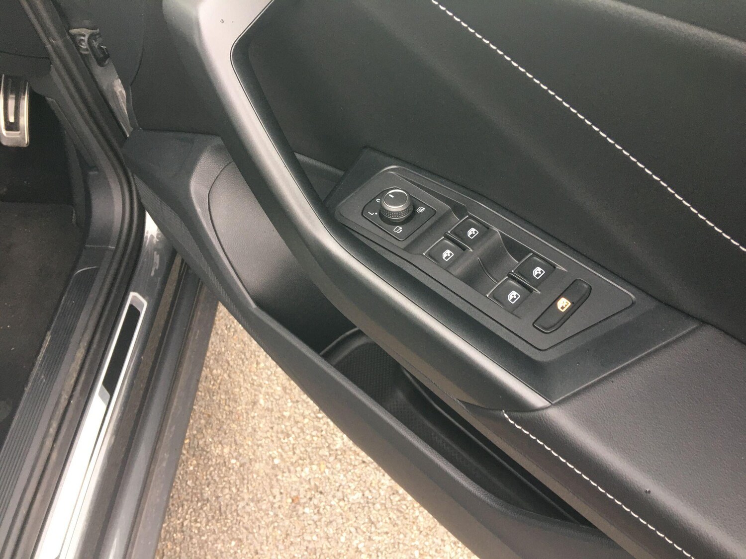 Used Volkswagen T-Roc 2023 for sale - 76573096: Photo 52