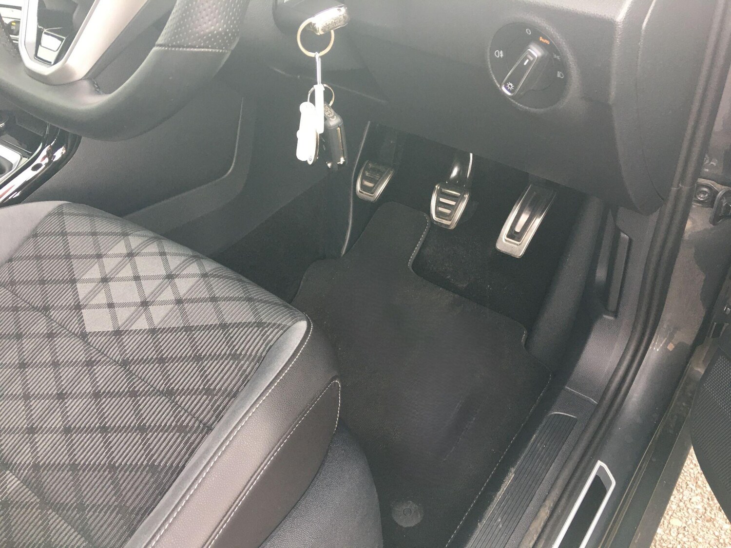 Used Volkswagen T-Roc 2023 for sale - 76573096: Photo 53