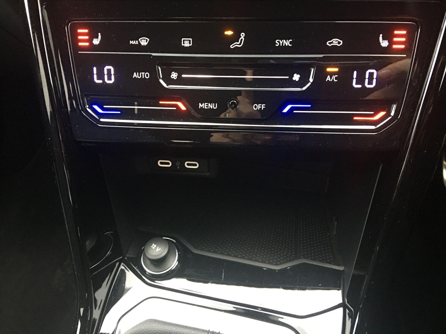 Used Volkswagen T-Roc 2023 for sale - 76573096: Photo 65