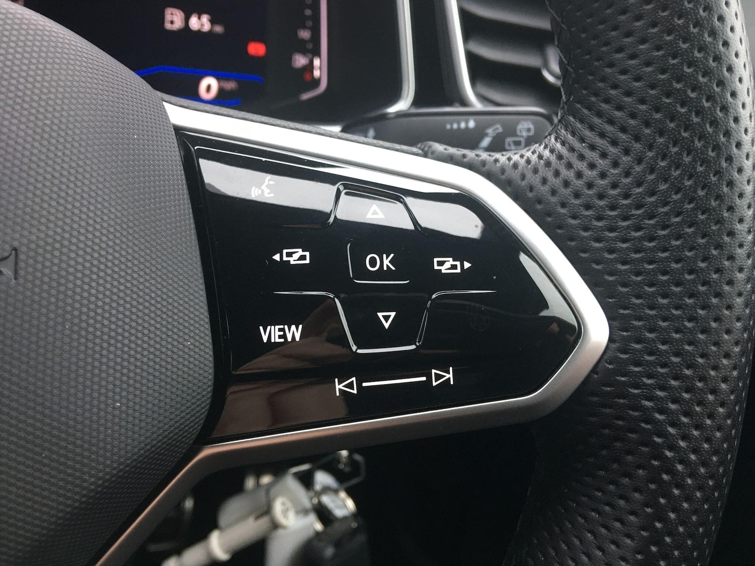 Used Volkswagen T-Roc 2023 for sale - 76573096: Photo 71