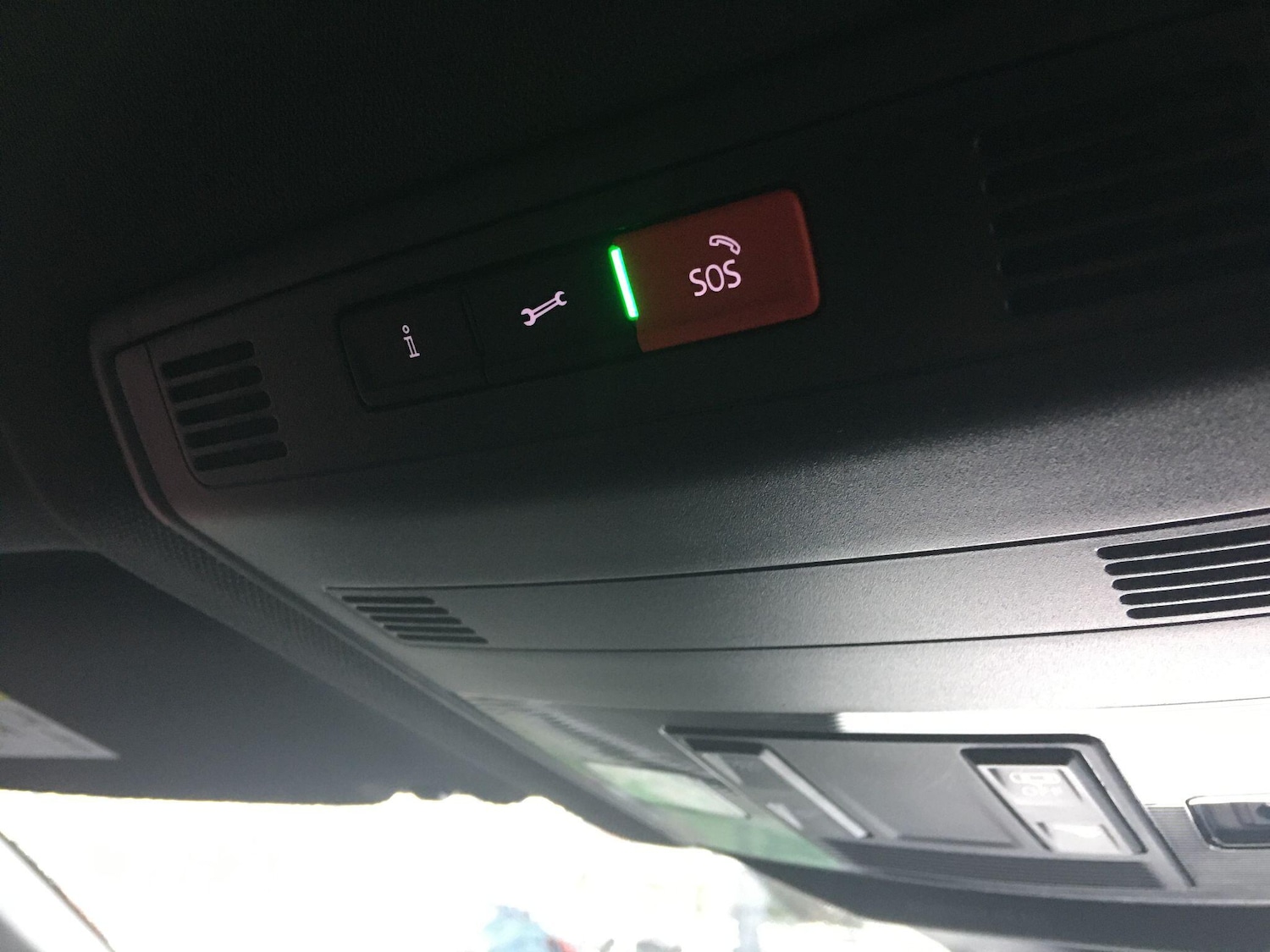 Used Volkswagen T-Roc 2023 for sale - 76573096: Photo 77