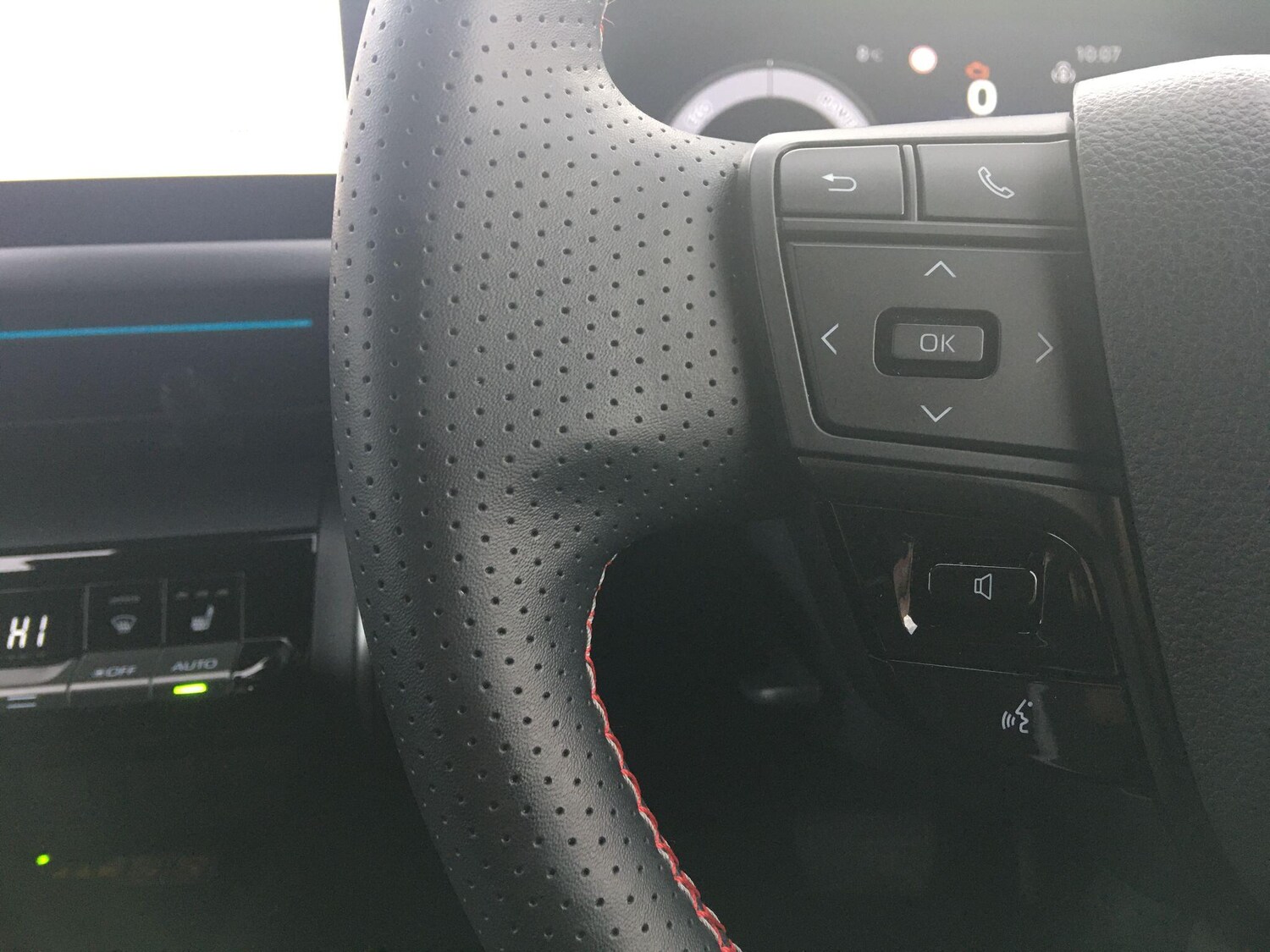 Used Toyota C-HR for sale - 77497014: Photo 54