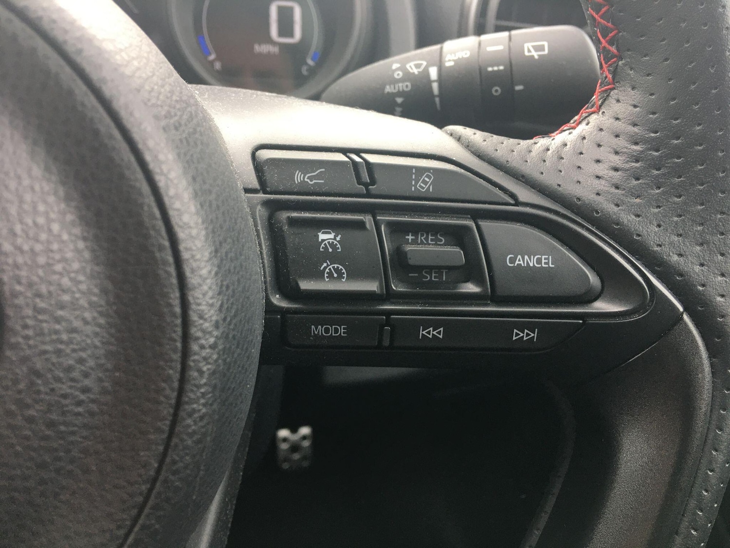 Used Toyota Yaris 2023 for sale - 77028967: Photo 33