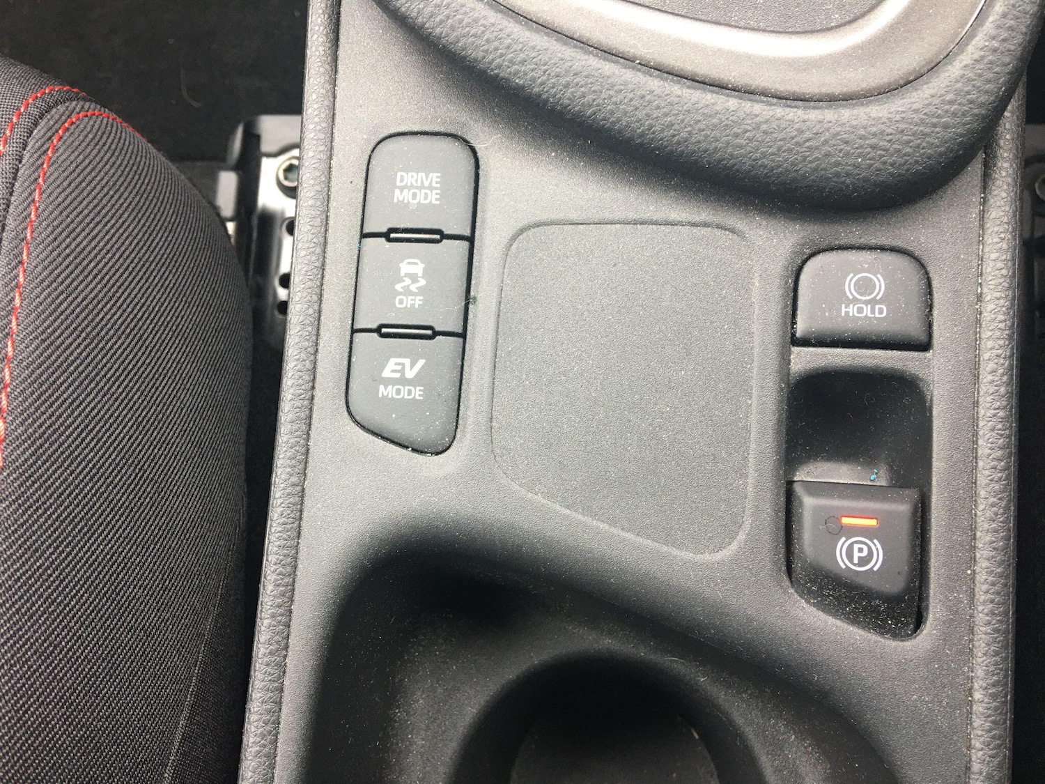 Used Toyota Yaris 2023 for sale - 77028967: Photo 34