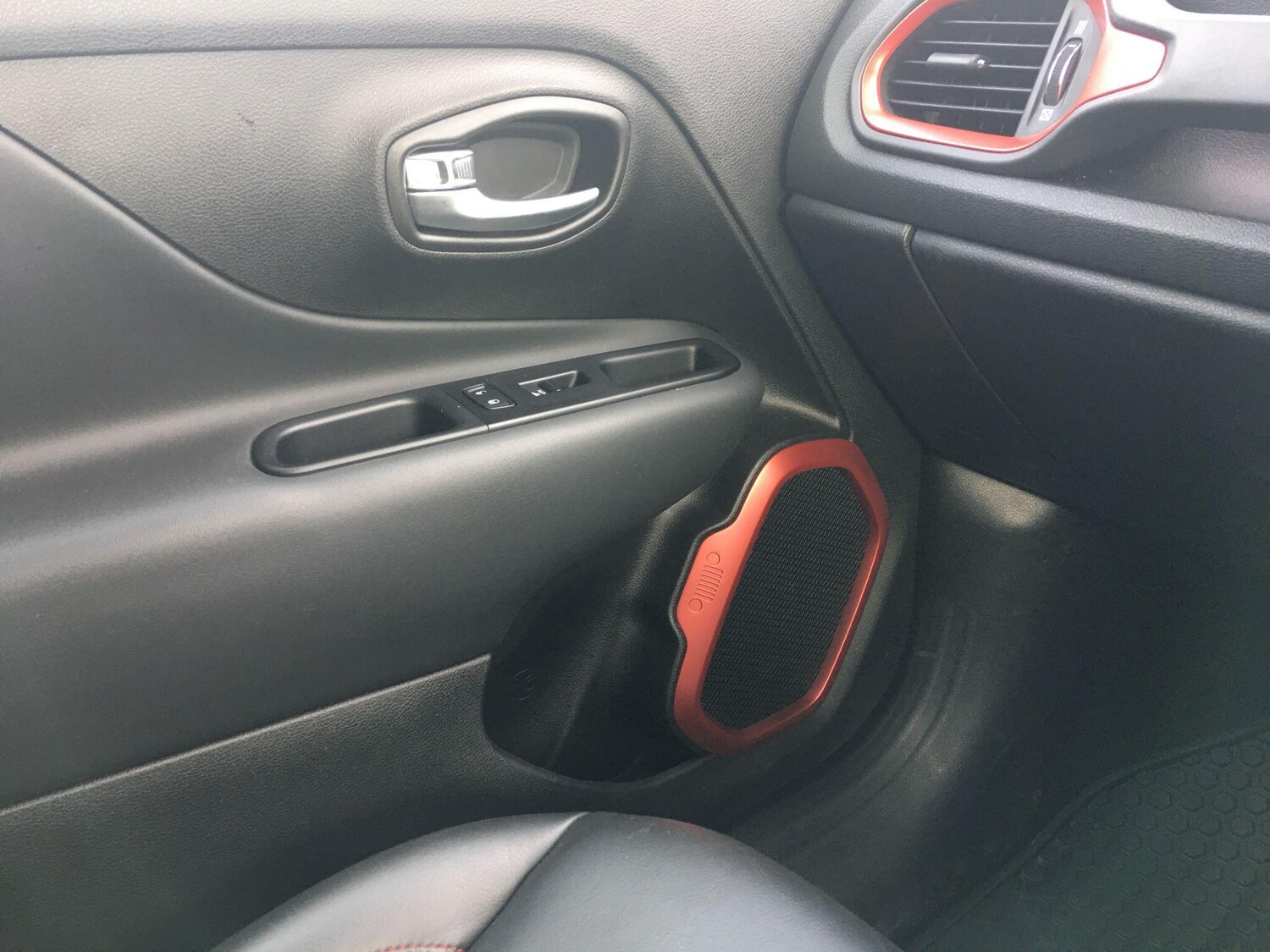 Used Jeep Renegade 2021 for sale - 77585680: Photo 34