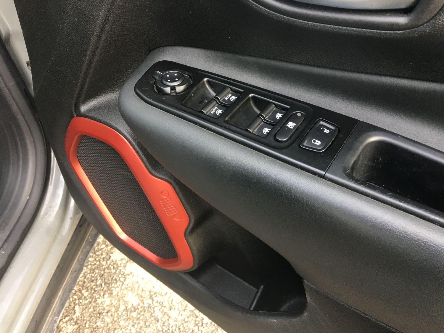 Used Jeep Renegade 2021 for sale - 77585680: Photo 37