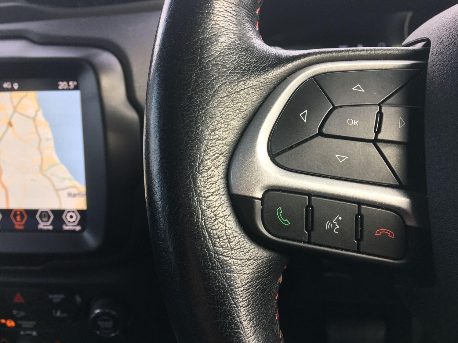 Used Jeep Renegade 2021 for sale - 77585680: Photo 40