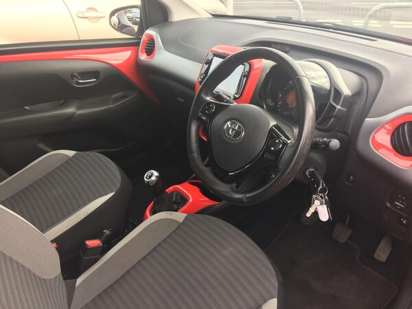 Used Toyota AYGO 2019 for sale - 76152687: Photo 13