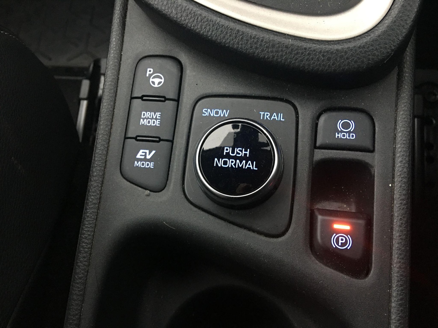 Used Toyota Yaris Cross 2023 for sale - 77066966: Photo 39