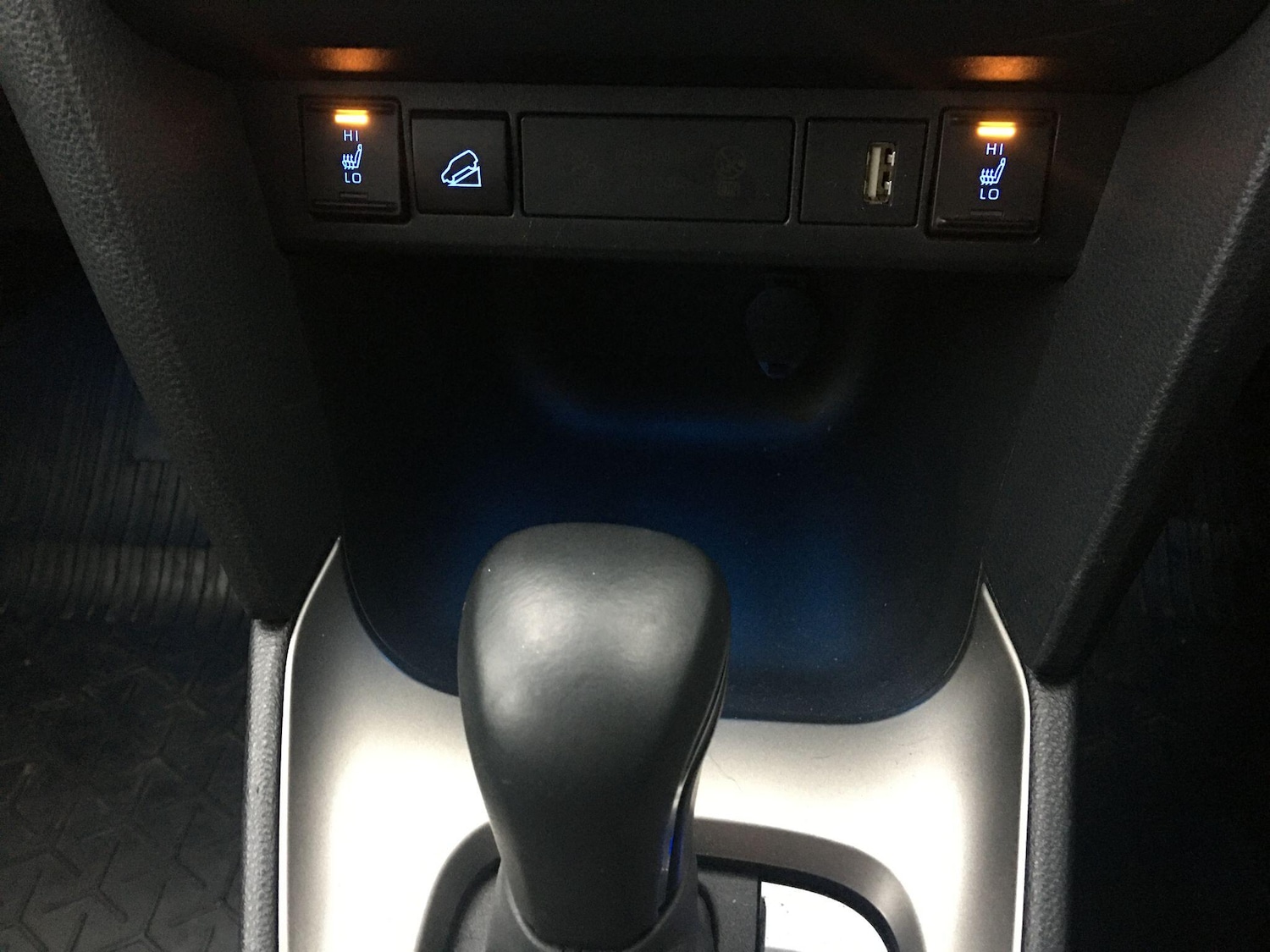 Used Toyota Yaris Cross 2023 for sale - 77066966: Photo 41