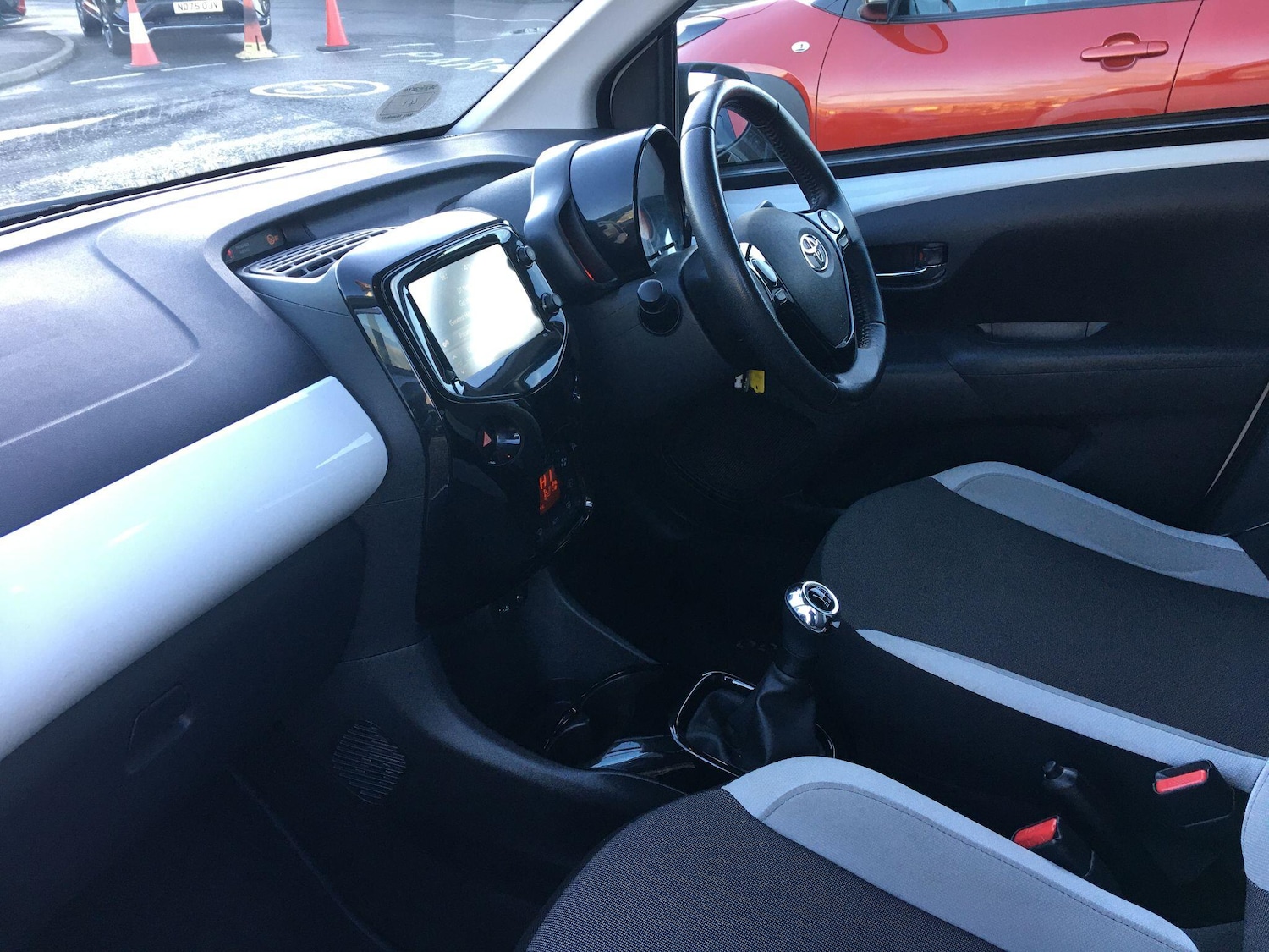 Used Toyota AYGO 2017 for sale - 77132083: Photo 15