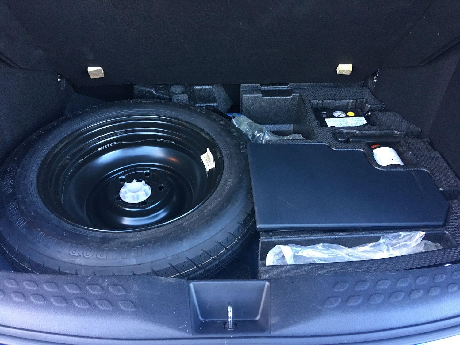 Used Toyota C-HR 2020 for sale - 76688678: Photo 45