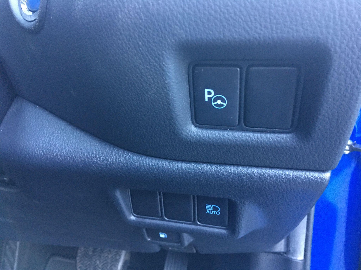 Used Toyota C-HR 2020 for sale - 76688678: Photo 48