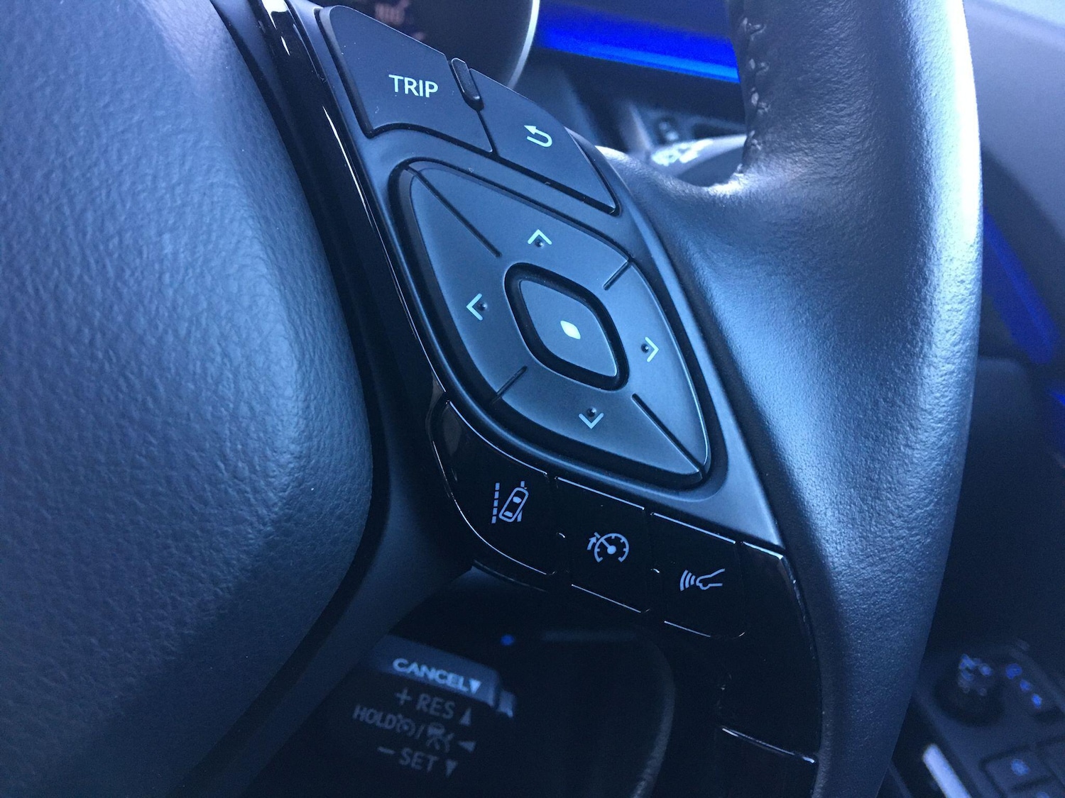 Used Toyota C-HR 2020 for sale - 76688678: Photo 51