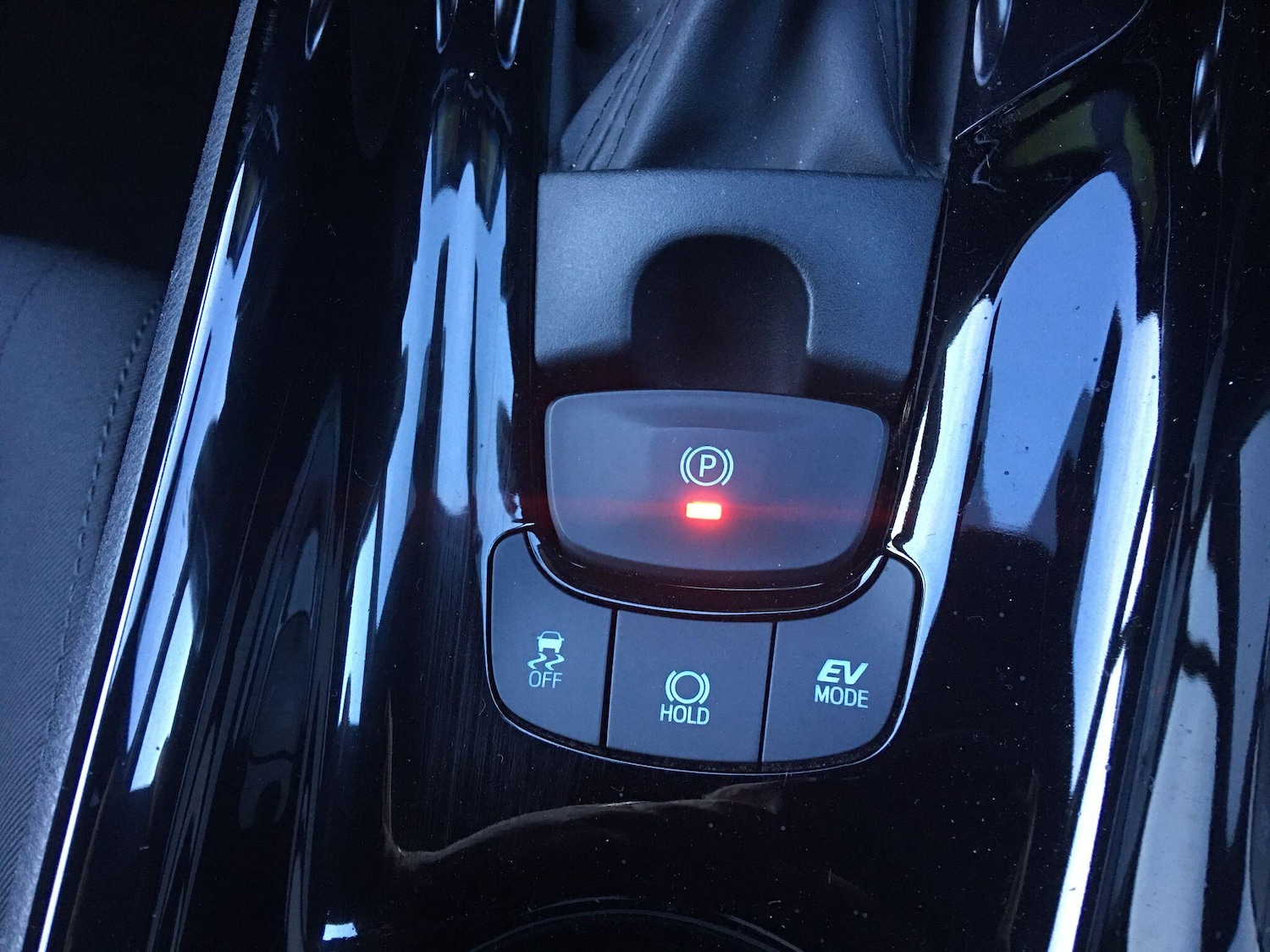 Used Toyota C-HR 2020 for sale - 76688678: Photo 52