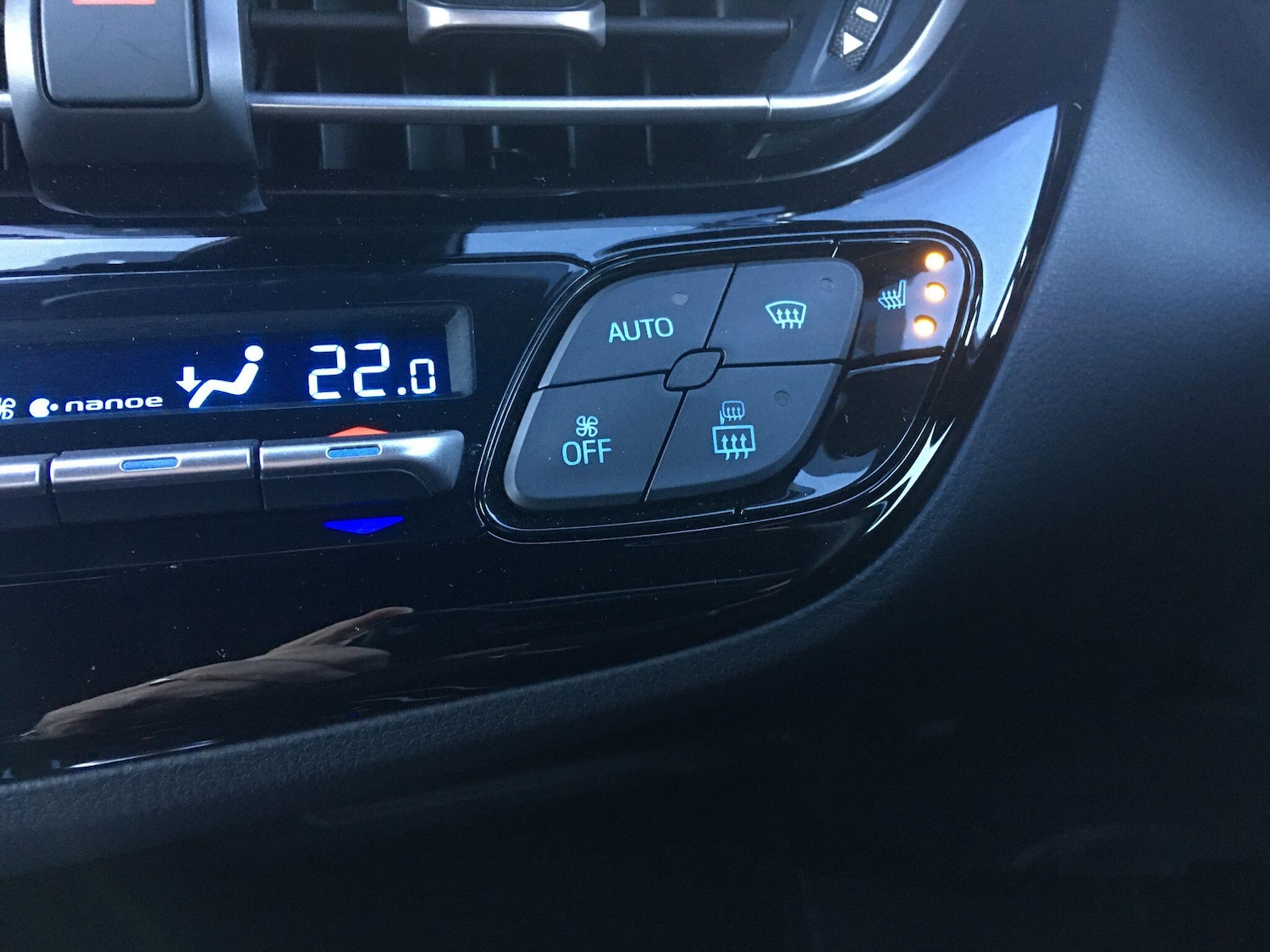 Used Toyota C-HR 2020 for sale - 76688678: Photo 56