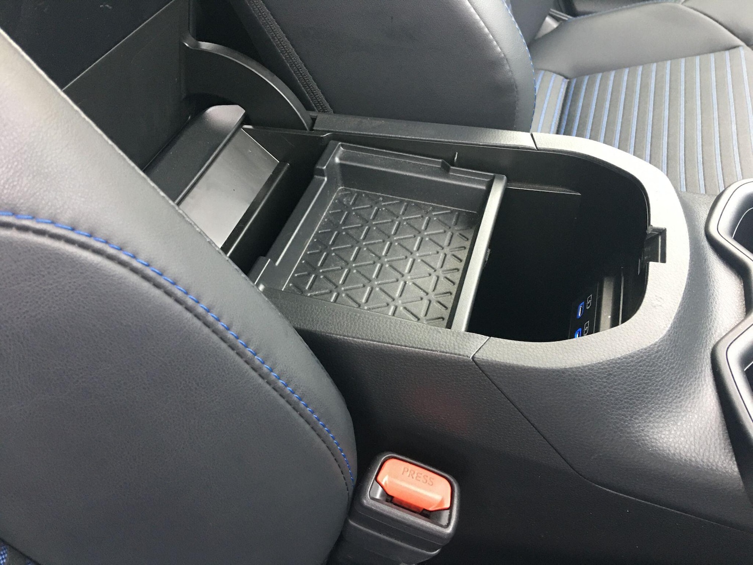 Used Toyota RAV4 2022 for sale - 77029577: Photo 25