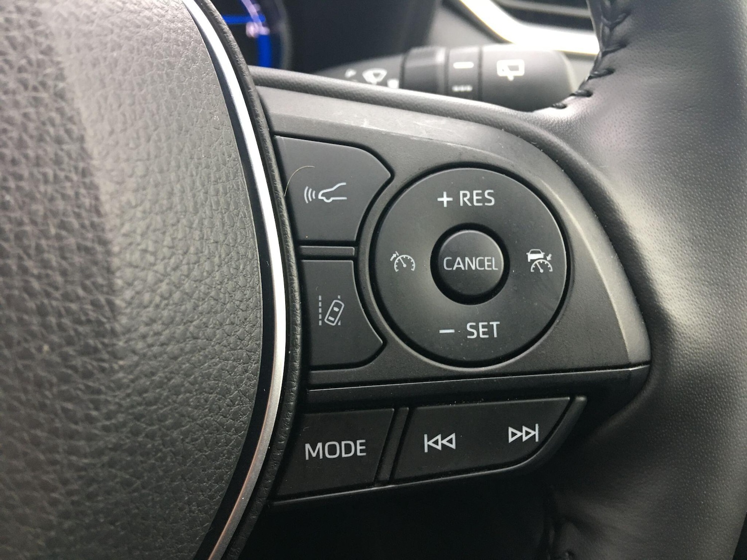 Used Toyota RAV4 2022 for sale - 77029577: Photo 48