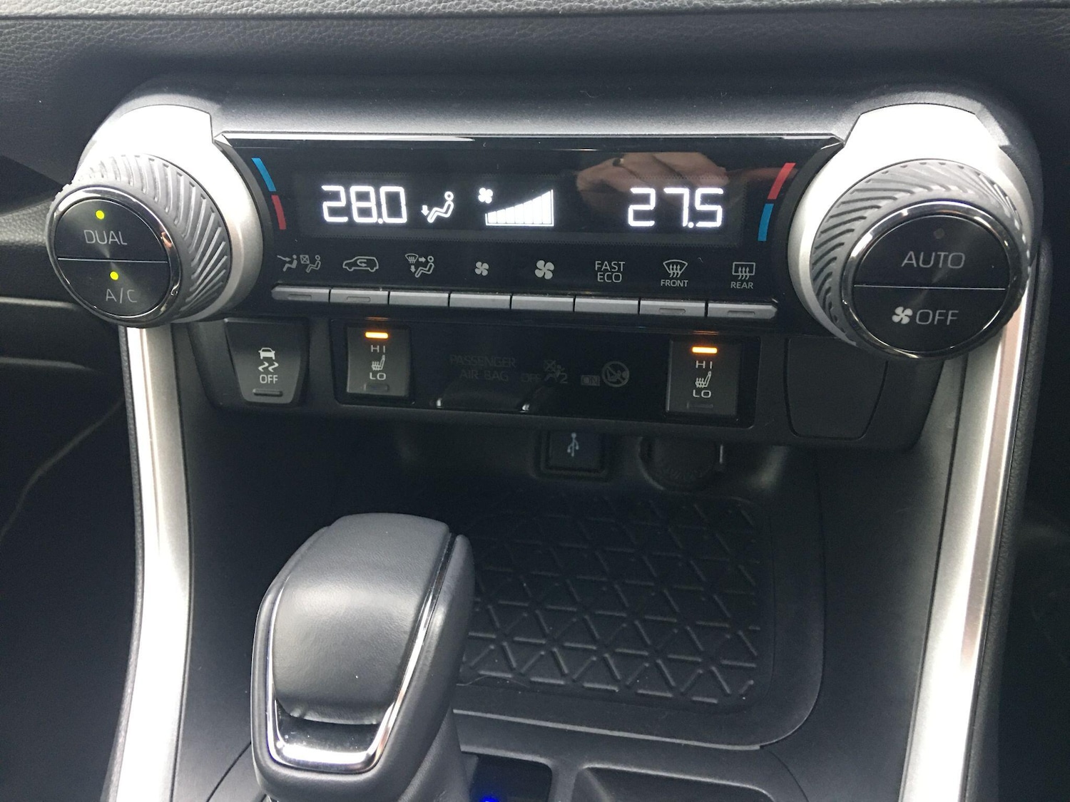 Used Toyota RAV4 2022 for sale - 77029577: Photo 51