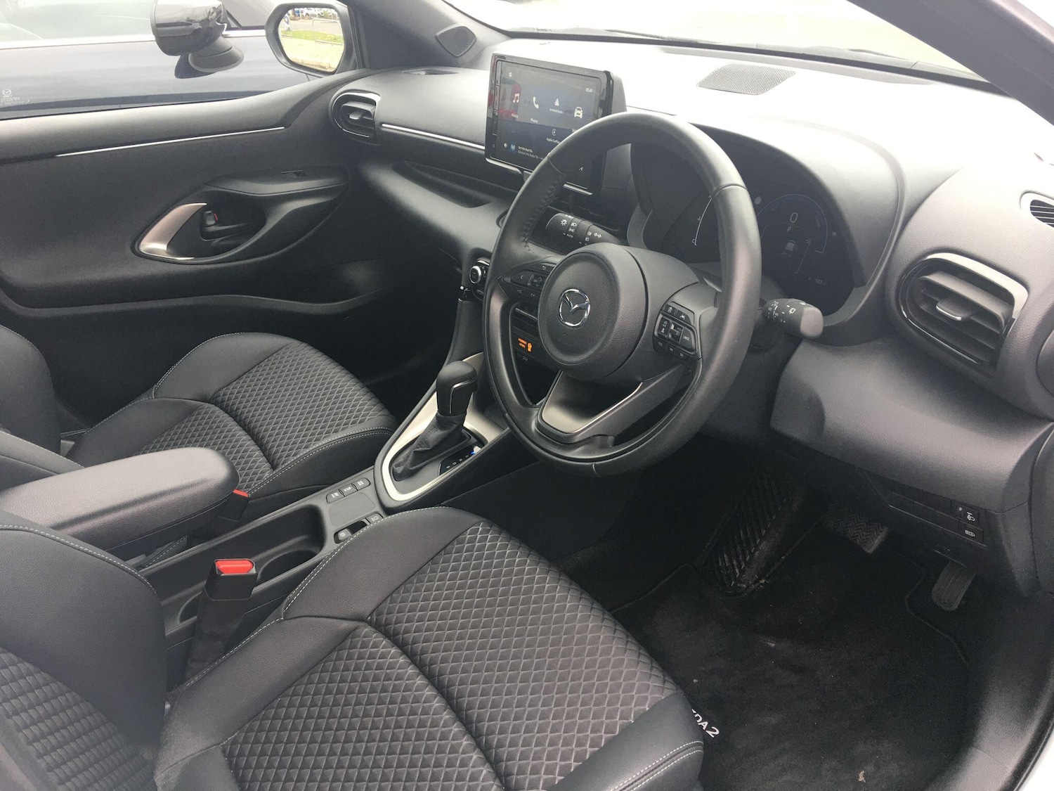 Used Mazda Mazda2 HYBRID 2024 for sale - 78071964: Photo 11