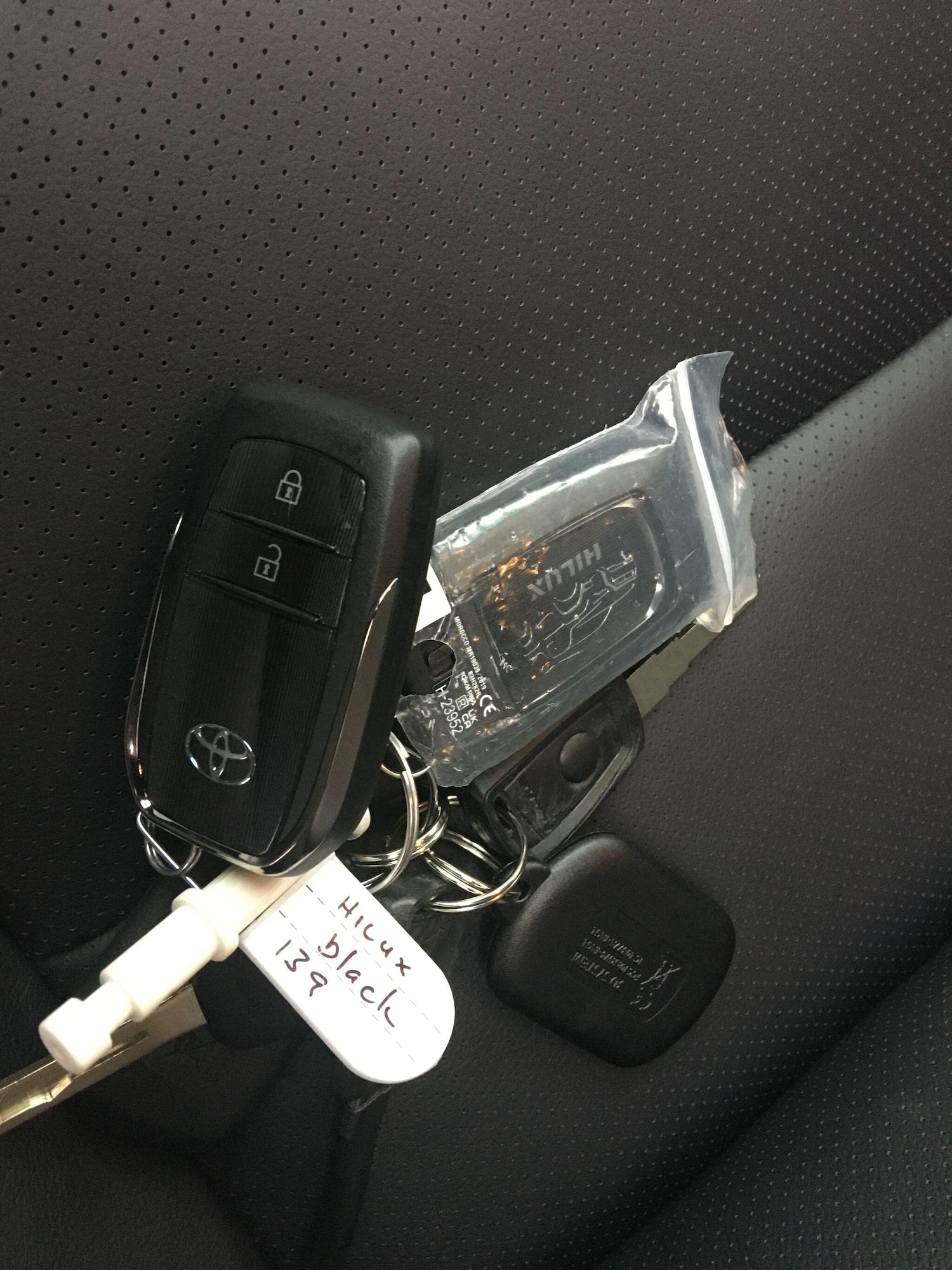 Used Toyota Hilux 2025 for sale - 77330923: Photo 22