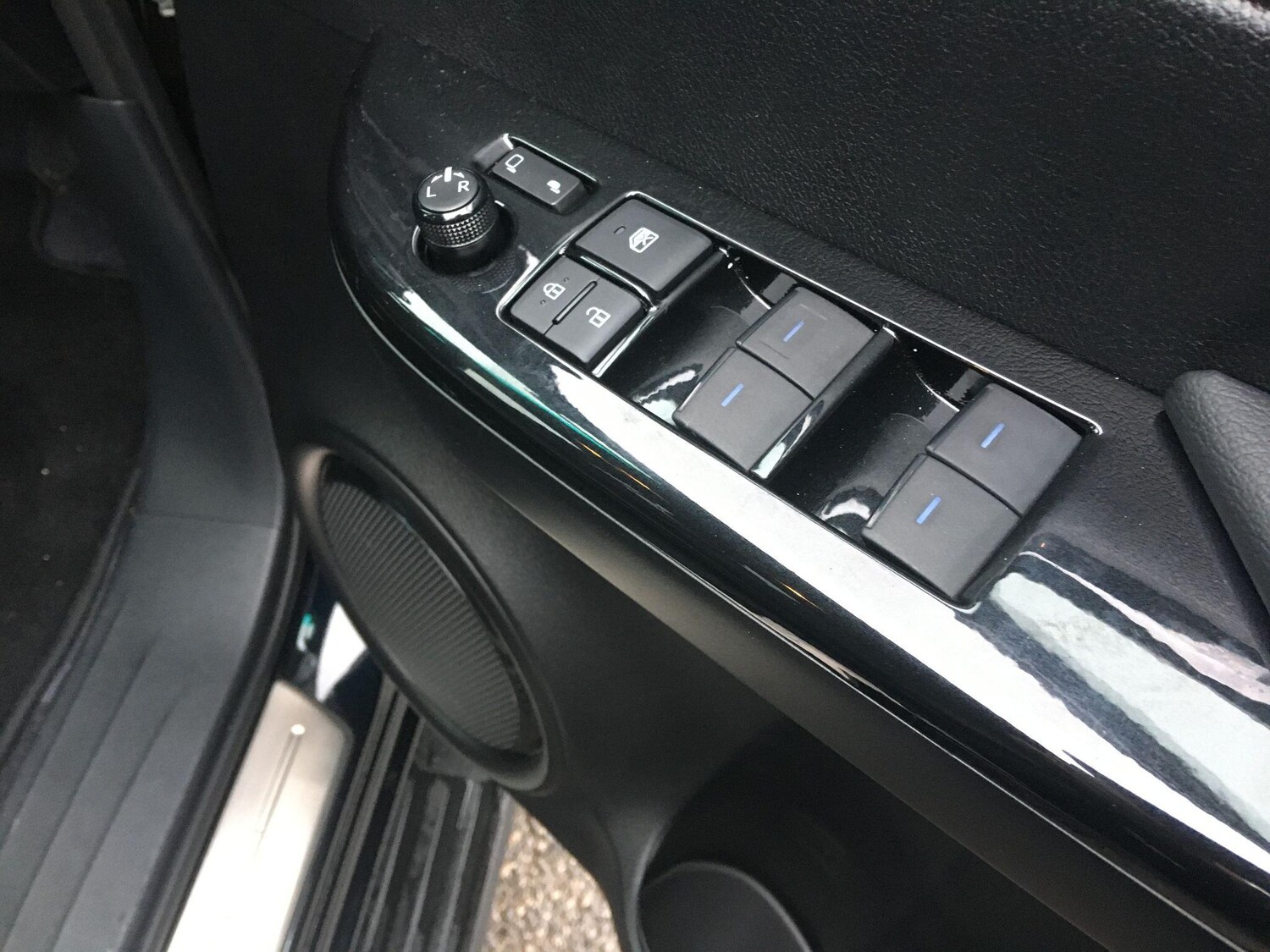 Used Toyota Hilux 2025 for sale - 77330923: Photo 46