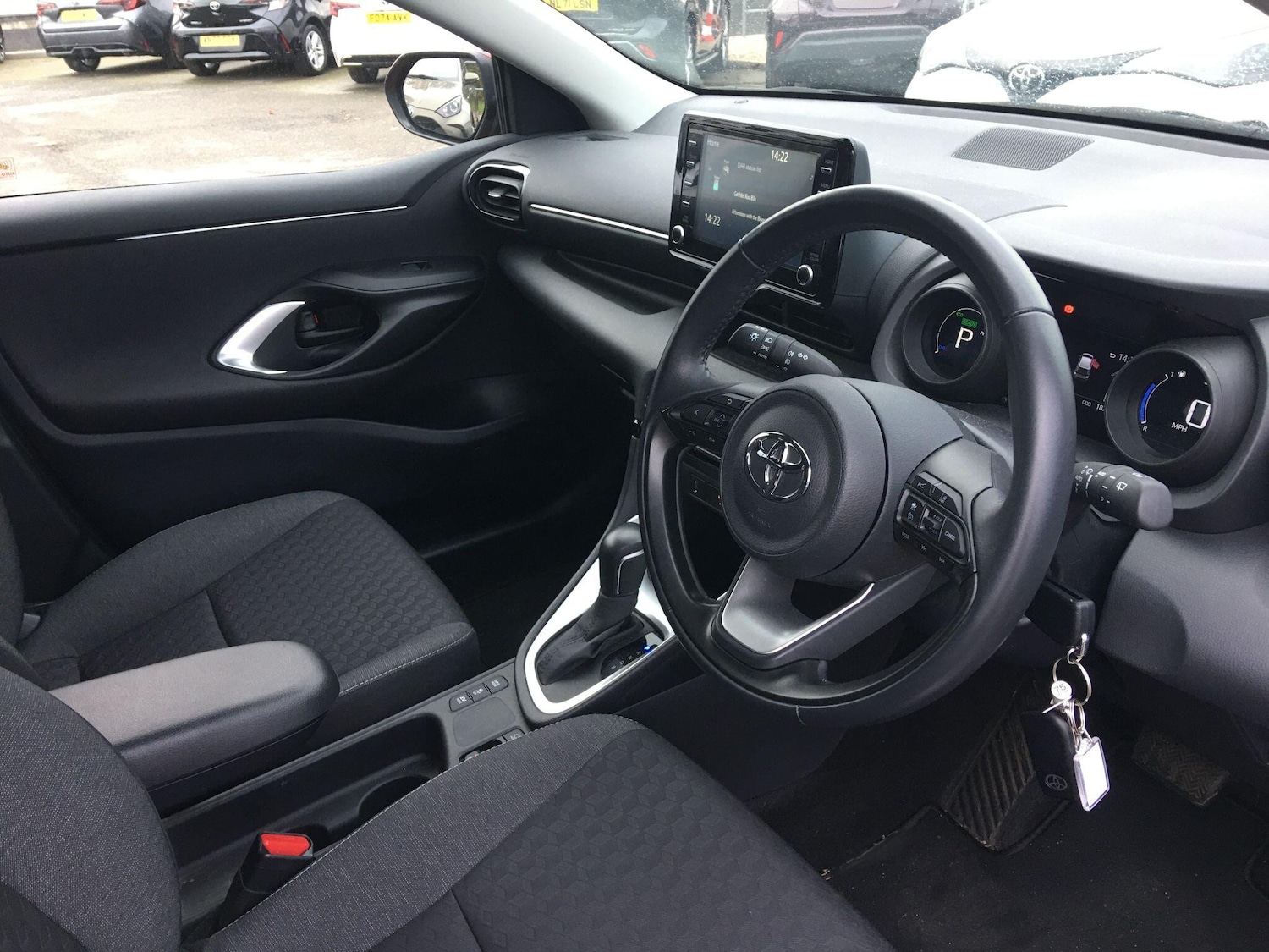 Used Toyota Yaris 2022 for sale - 77203874: Photo 14