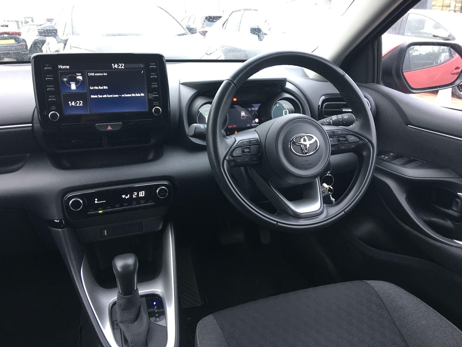 Used Toyota Yaris 2022 for sale - 77203874: Photo 15