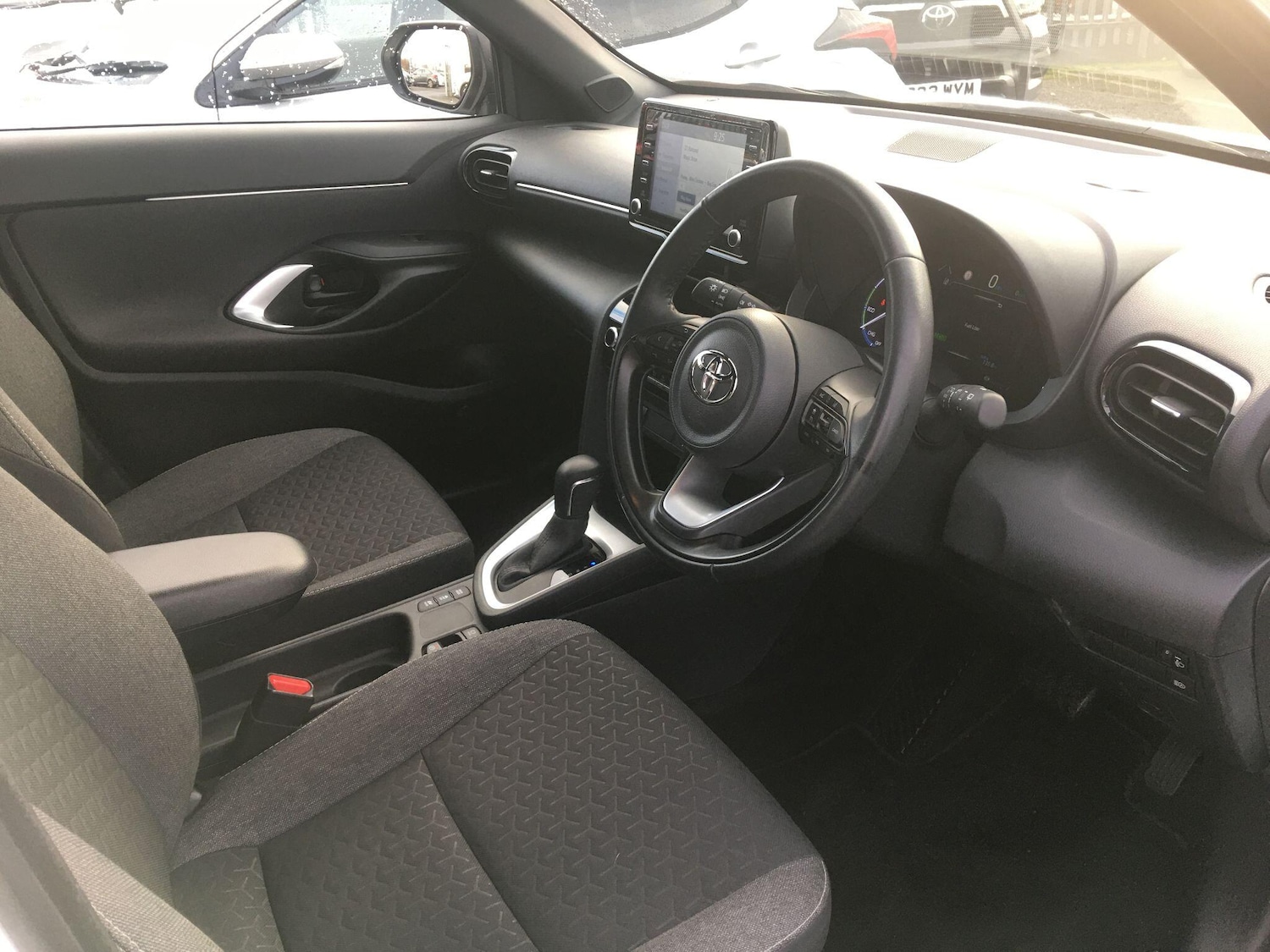 Used Toyota Yaris Cross 2023 for sale - 76701668: Photo 14