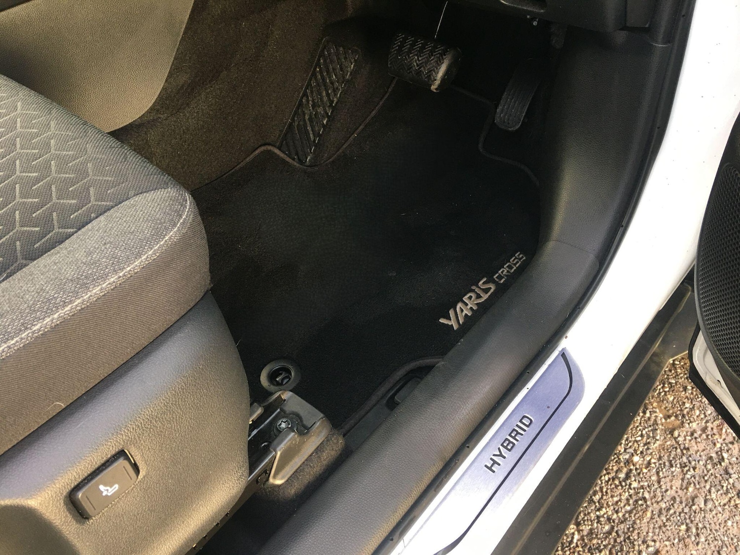 Used Toyota Yaris Cross 2023 for sale - 76701668: Photo 49