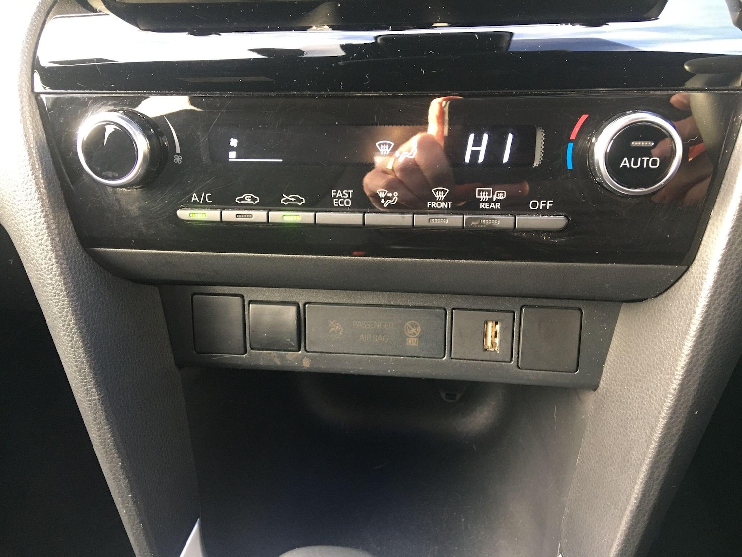 Used Toyota Yaris Cross 2023 for sale - 76701668: Photo 57