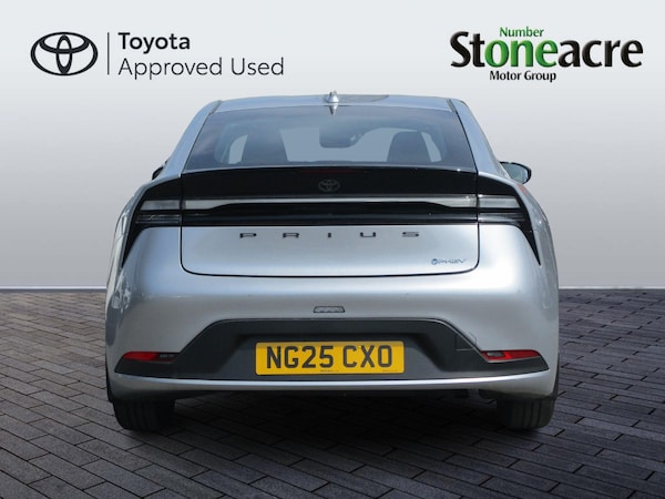 Used Toyota Prius 2025 for sale - 76084189: Photo 6