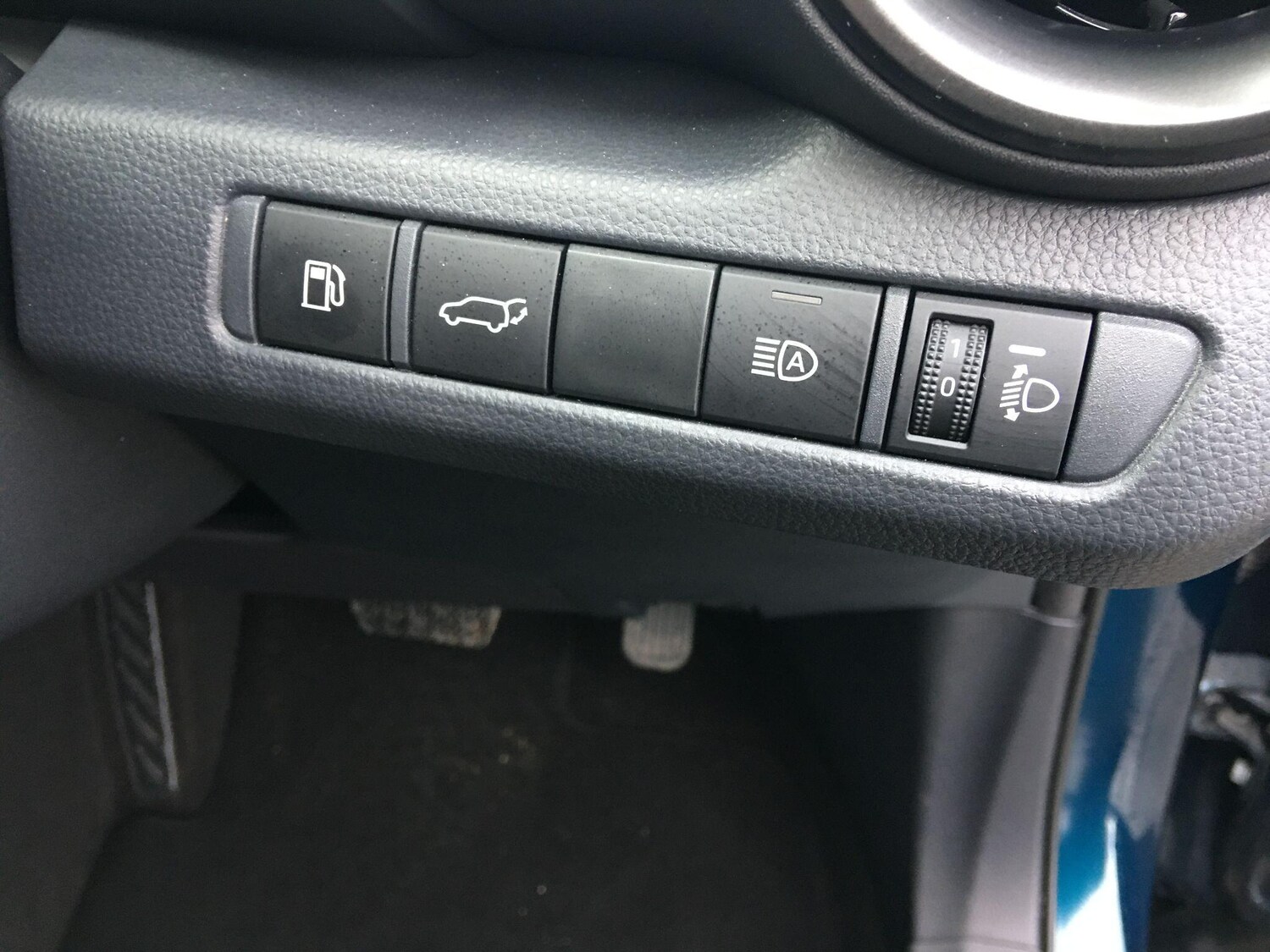 Used Toyota C-HR 2024 for sale - 77131822: Photo 45