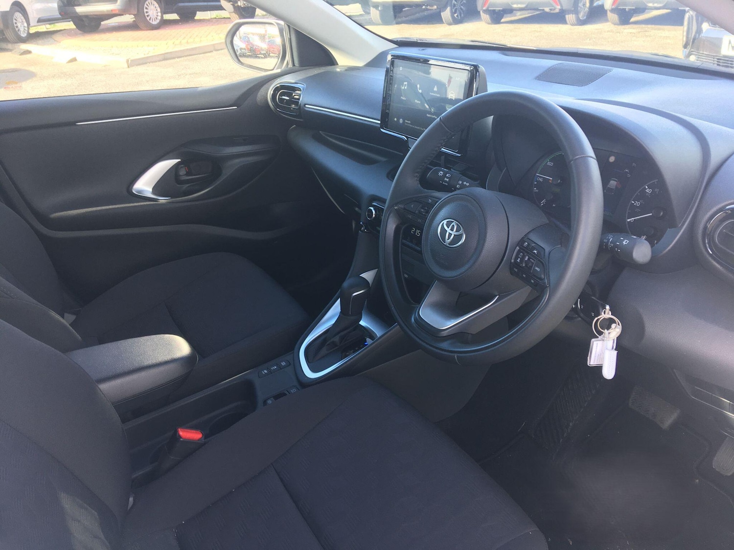 Used Toyota Yaris 2024 for sale - 78019949: Photo 13