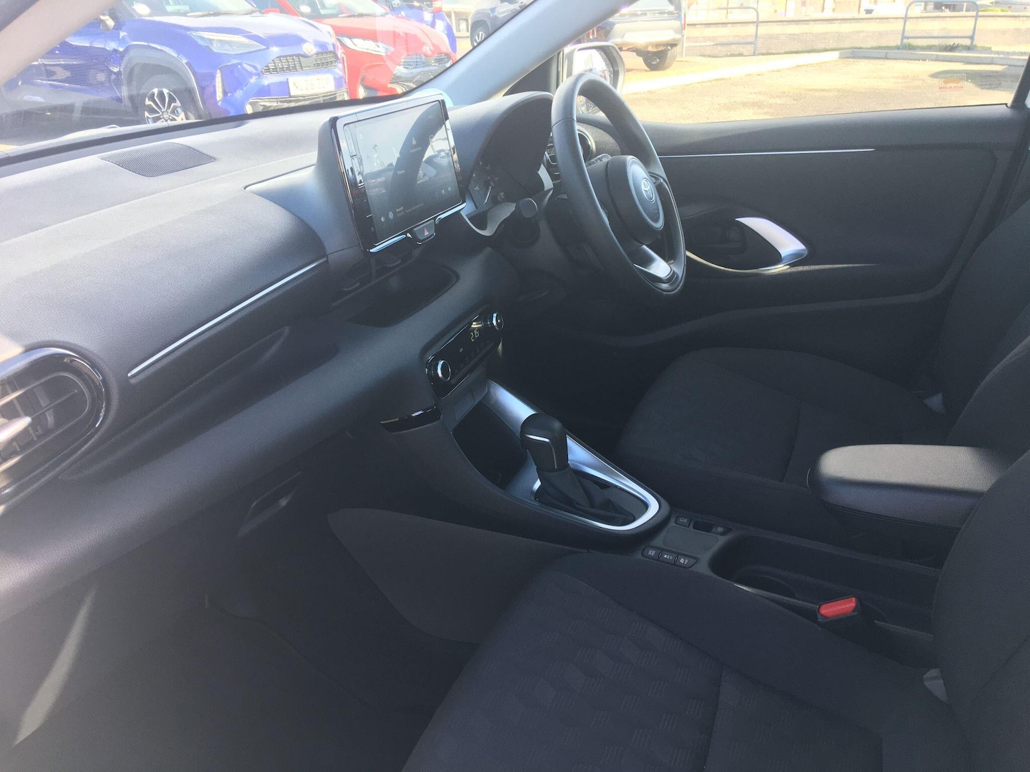 Used Toyota Yaris 2024 for sale - 78019949: Photo 15