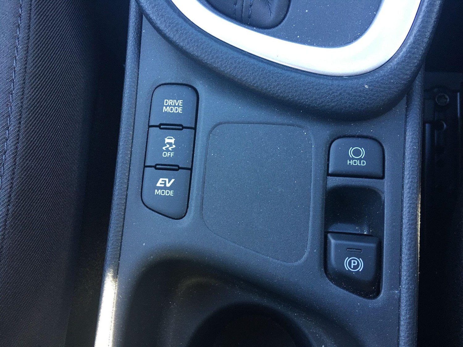 Used Toyota Yaris 2024 for sale - 78019949: Photo 35