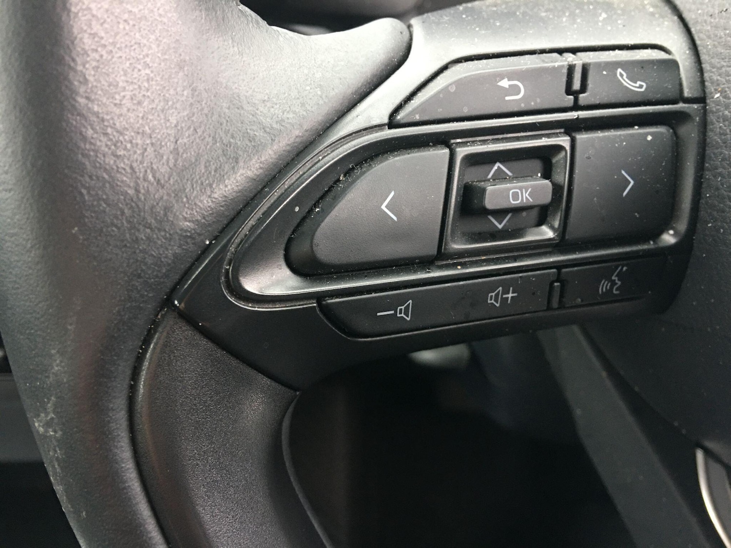 Used Toyota Yaris 2022 for sale - 76839652: Photo 27