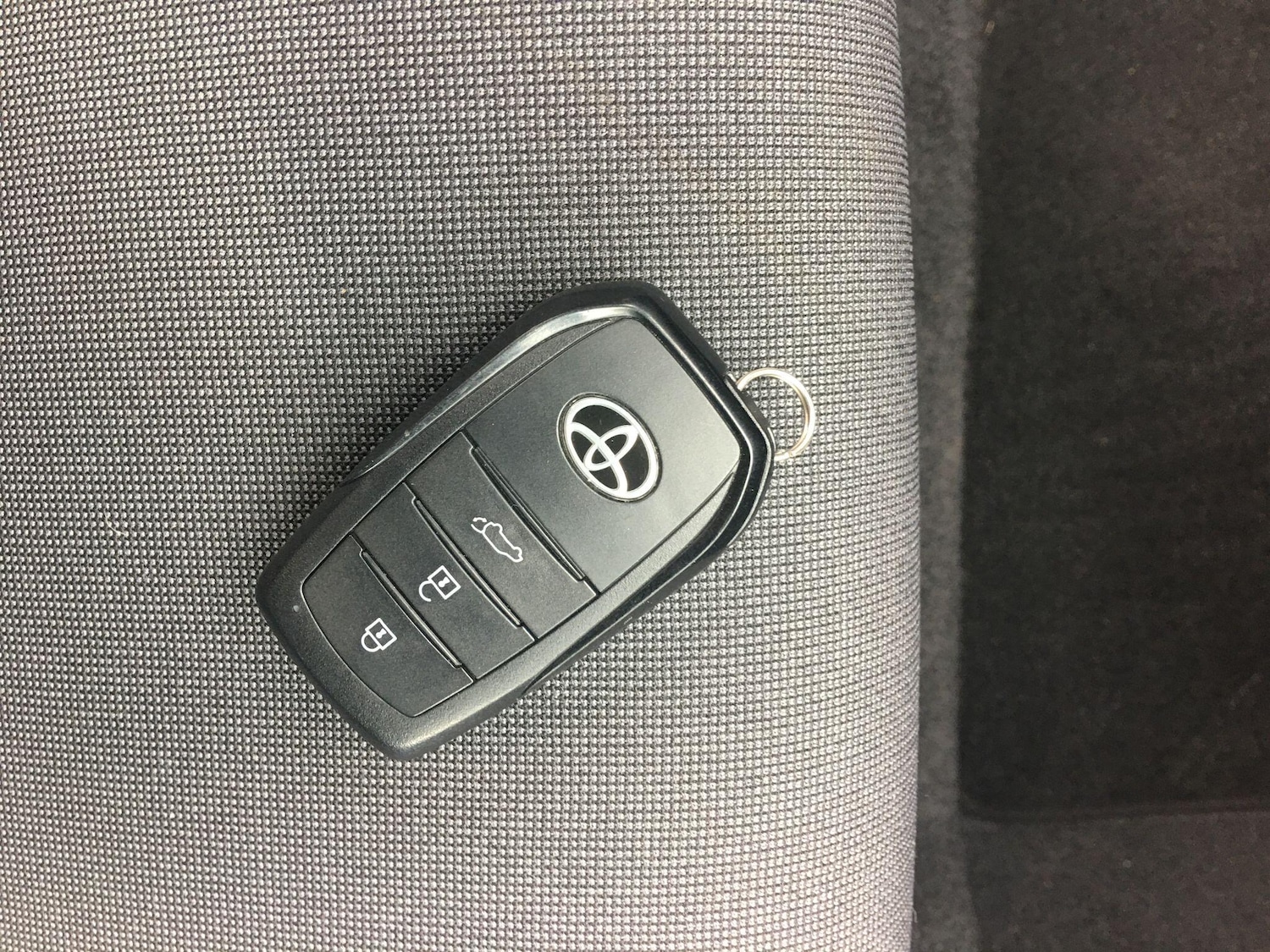 Used Toyota C-HR 2025 for sale - 78157223: Photo 29